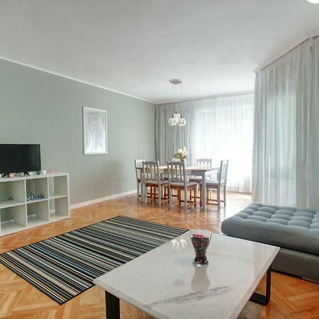 Spacious Flat Close To The American Embassy Sofya Dış mekan fotoğraf