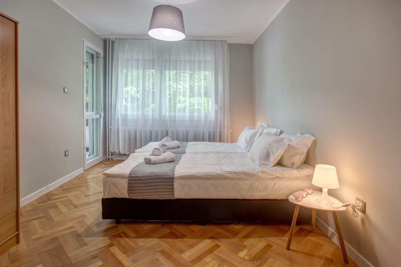 Spacious Flat Close To The American Embassy Sofya Dış mekan fotoğraf