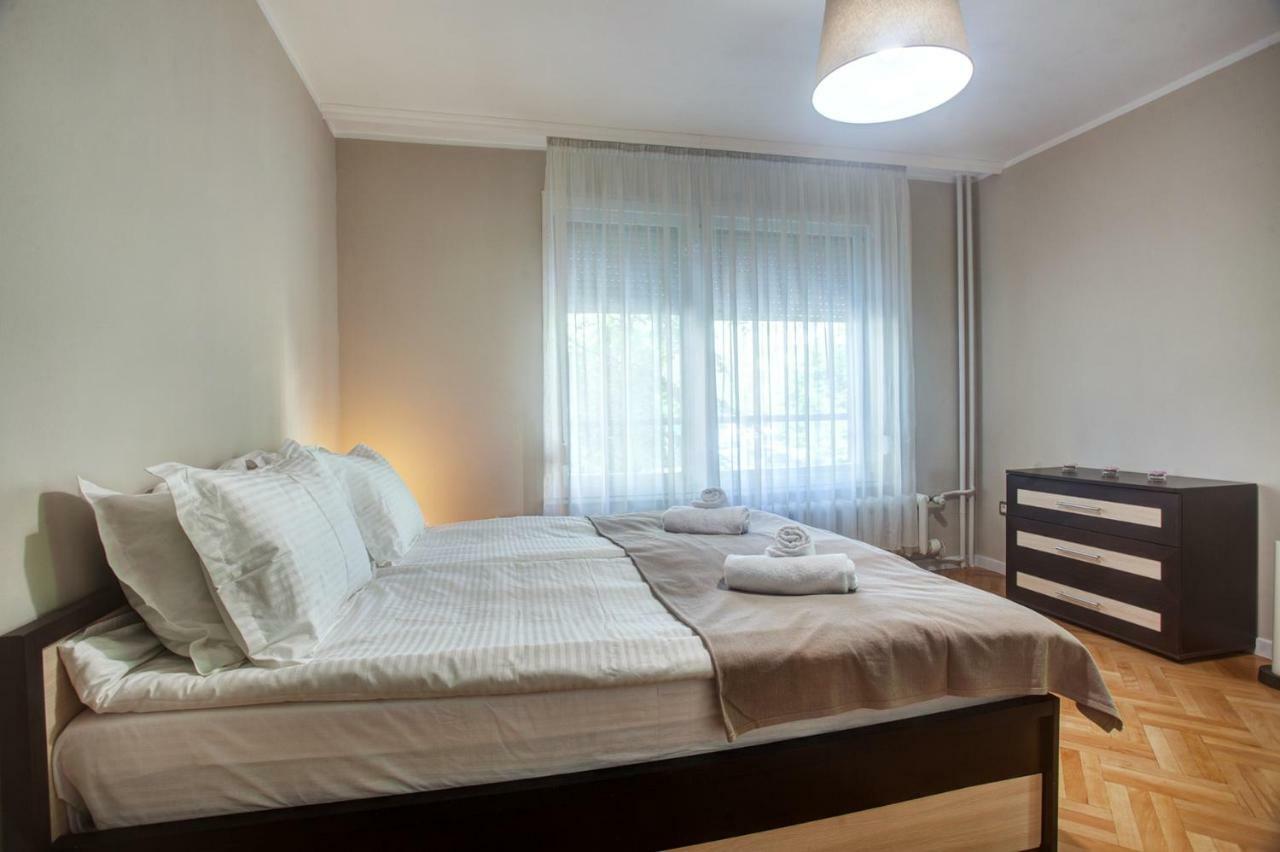 Spacious Flat Close To The American Embassy Sofya Dış mekan fotoğraf
