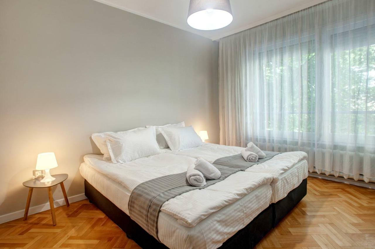 Spacious Flat Close To The American Embassy Sofya Dış mekan fotoğraf