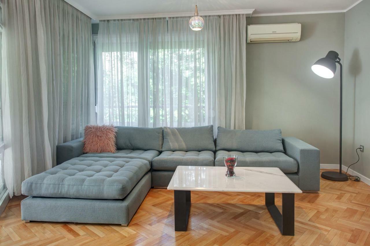 Spacious Flat Close To The American Embassy Sofya Dış mekan fotoğraf