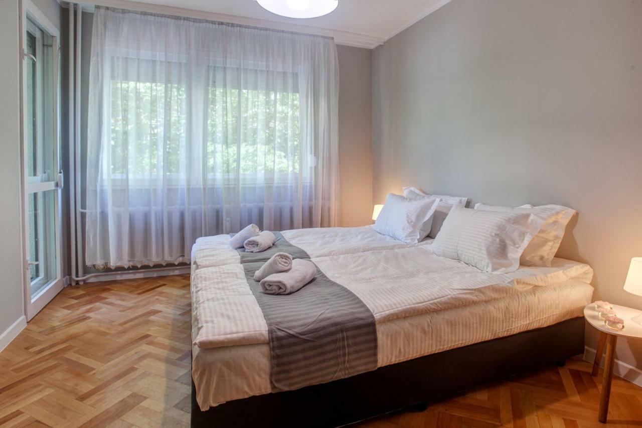 Spacious Flat Close To The American Embassy Sofya Dış mekan fotoğraf