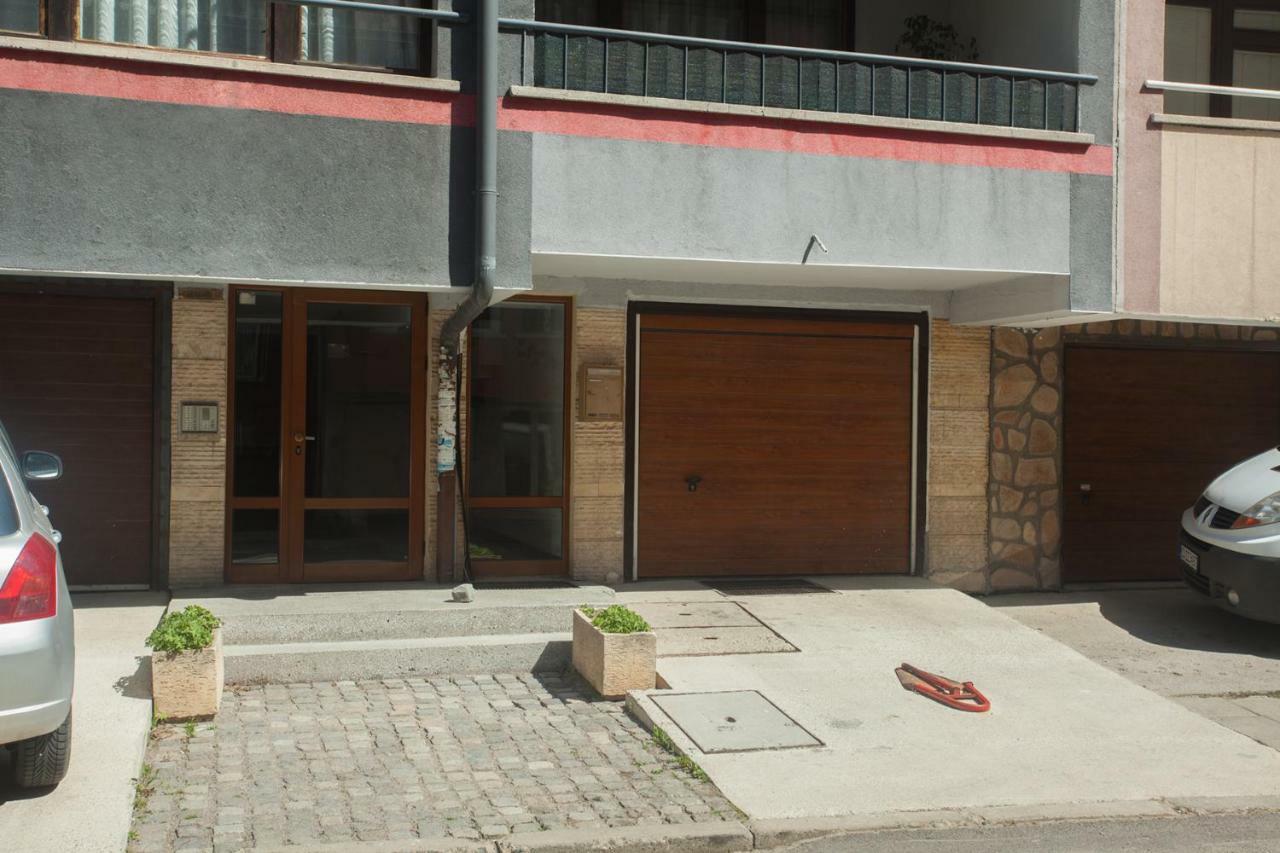 Spacious Flat Close To The American Embassy Sofya Dış mekan fotoğraf